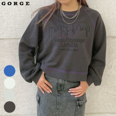 ショート丈トップス