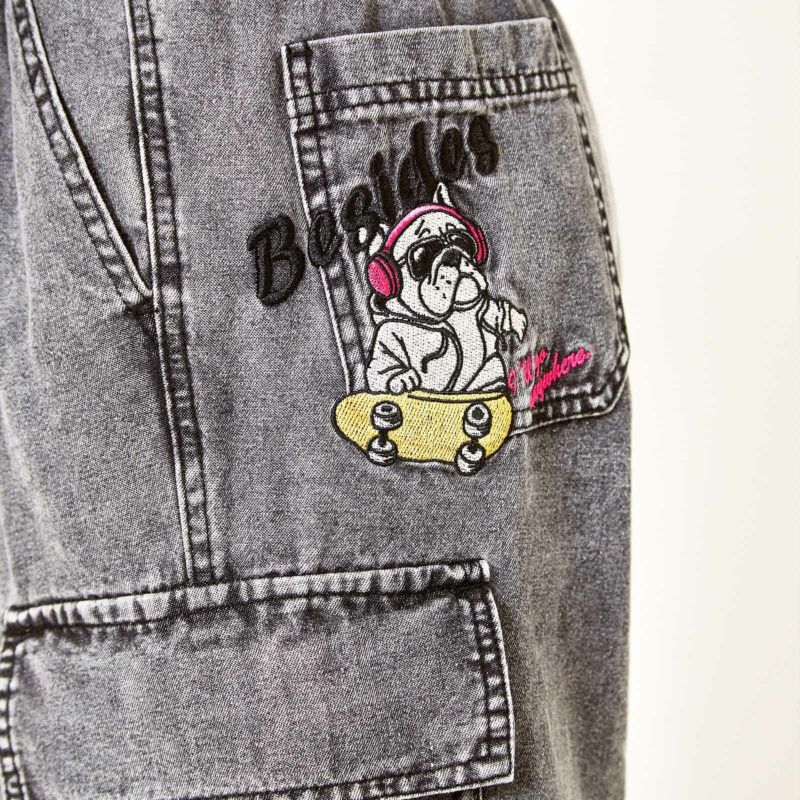 新色登場】刺しゅうカーゴデニムパンツ | GORGE