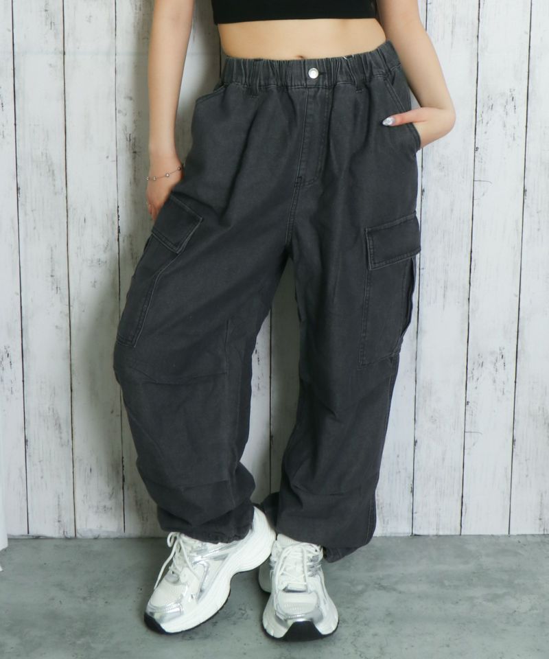 ZARA デニムカーゴパンツ　ビンテージ加工　ワイドシルエット　マルチポケット ZARA】マジで売り切れる前にゲットしてください。【トレンド