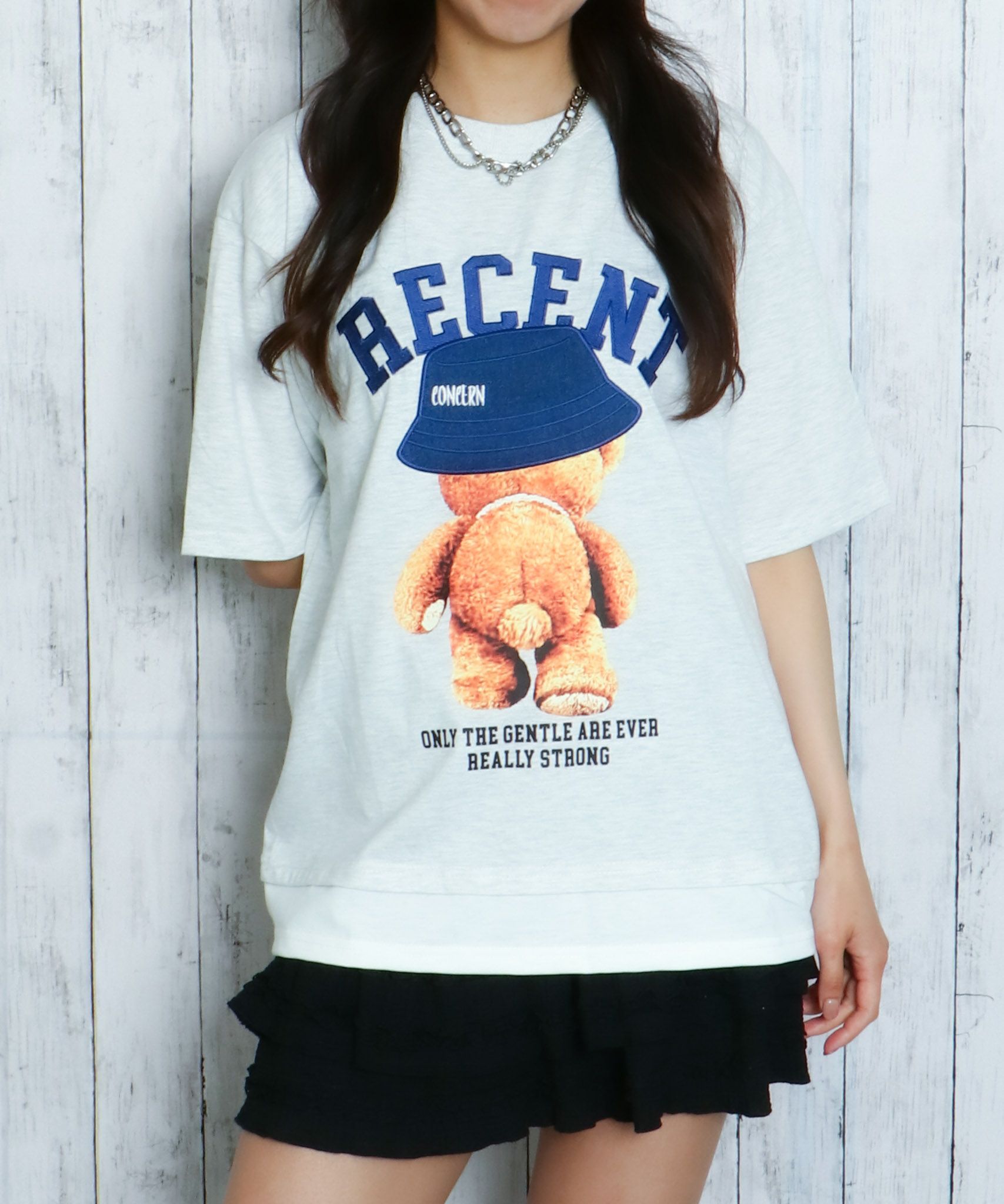 レイヤード風×ロゴ刺繍×クマプリント》レディース オーバーサイズT