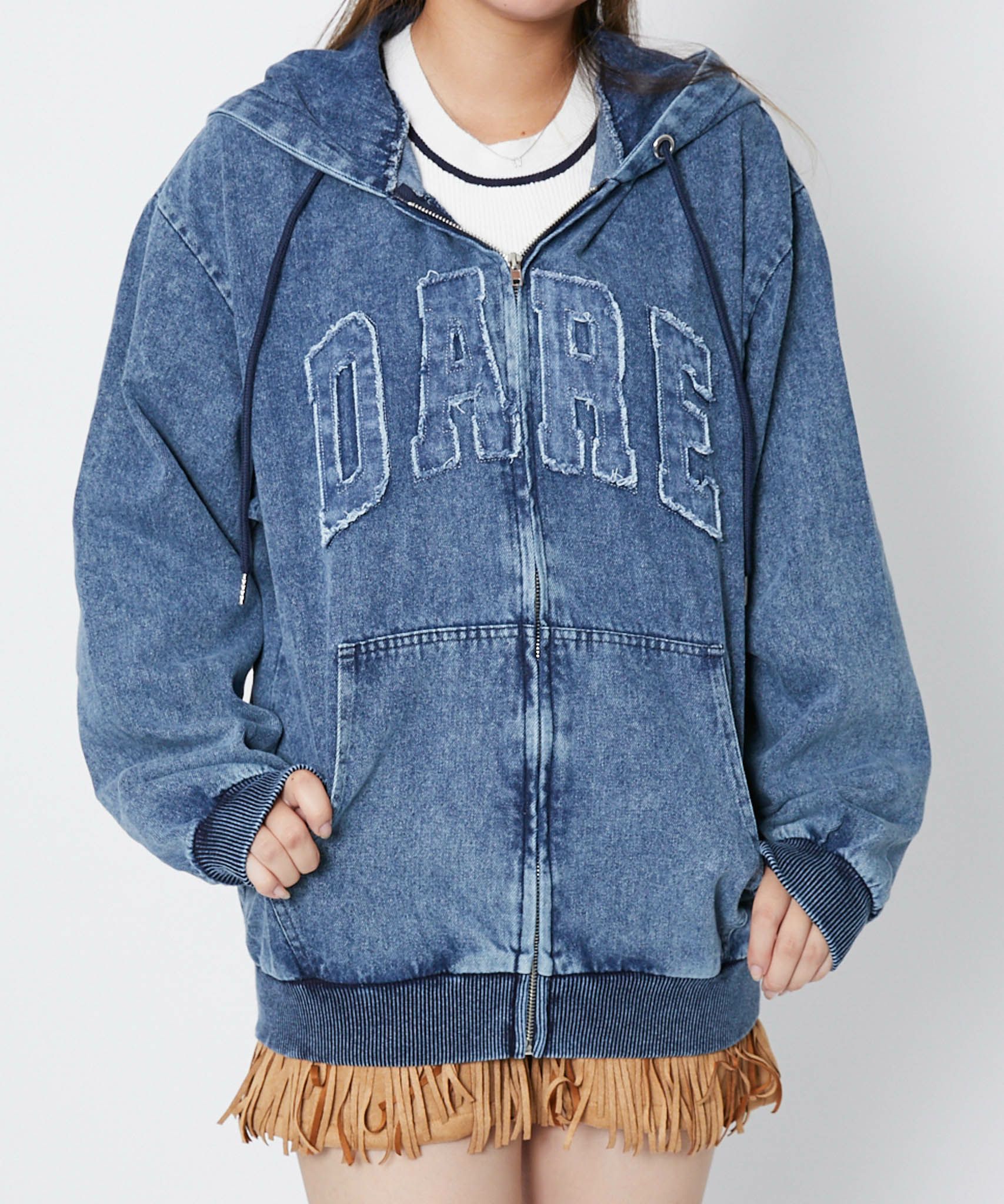 極美品！DIESEL BIAS-CUT デニムパーカー フード付　Mサイズ相当 カットオフロゴ×デニム》レディース フード付き ジップパーカー ビッグ