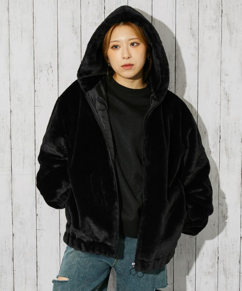 バックロゴ×ボリュームフード》レディース ファーブルゾン ジップ