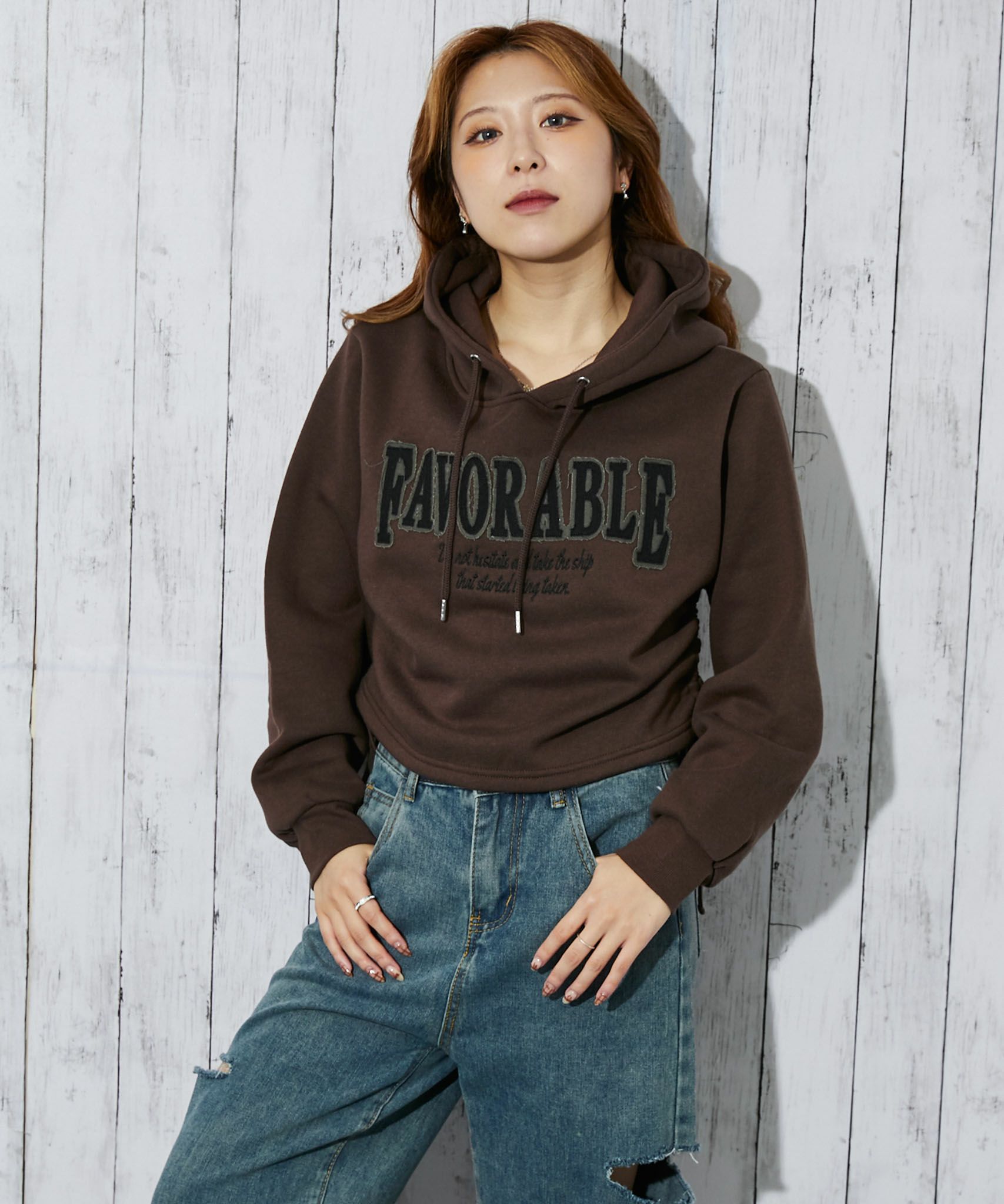 サイドドロスト×カレッジロゴ》レディース 裏起毛 パーカー クロップド