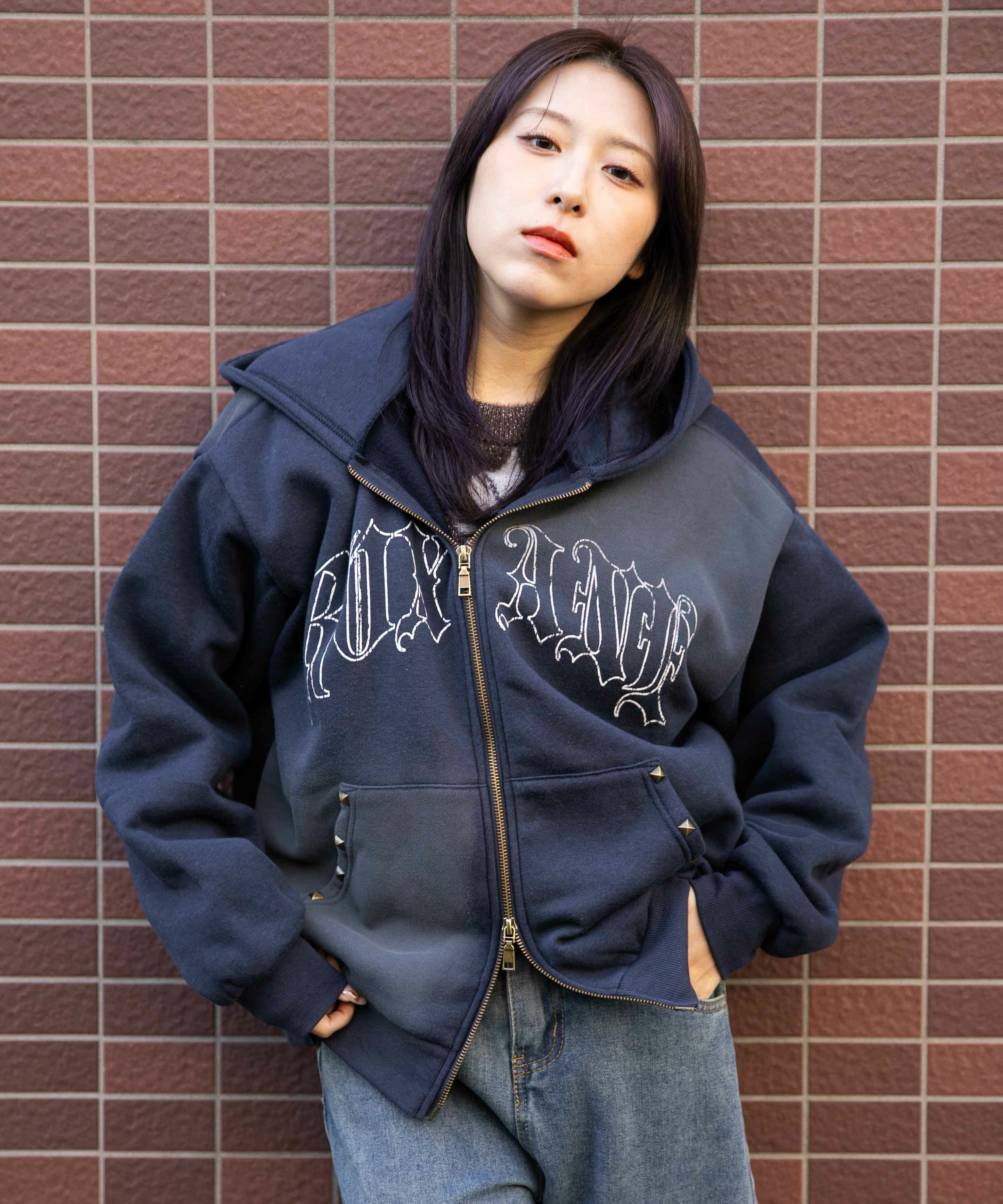 スプレー加工×ロゴプリント》レディース 裏起毛 ジップパーカー