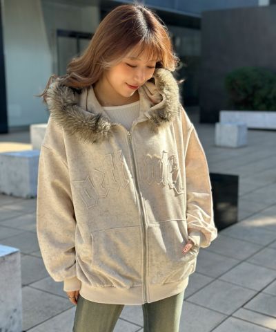 BURBERRY ファー付きジップパーカー （ファー取り外し可） ファーパーカー 3color 】ファーフードジップアップパーカー ／ fur zipup hoodie