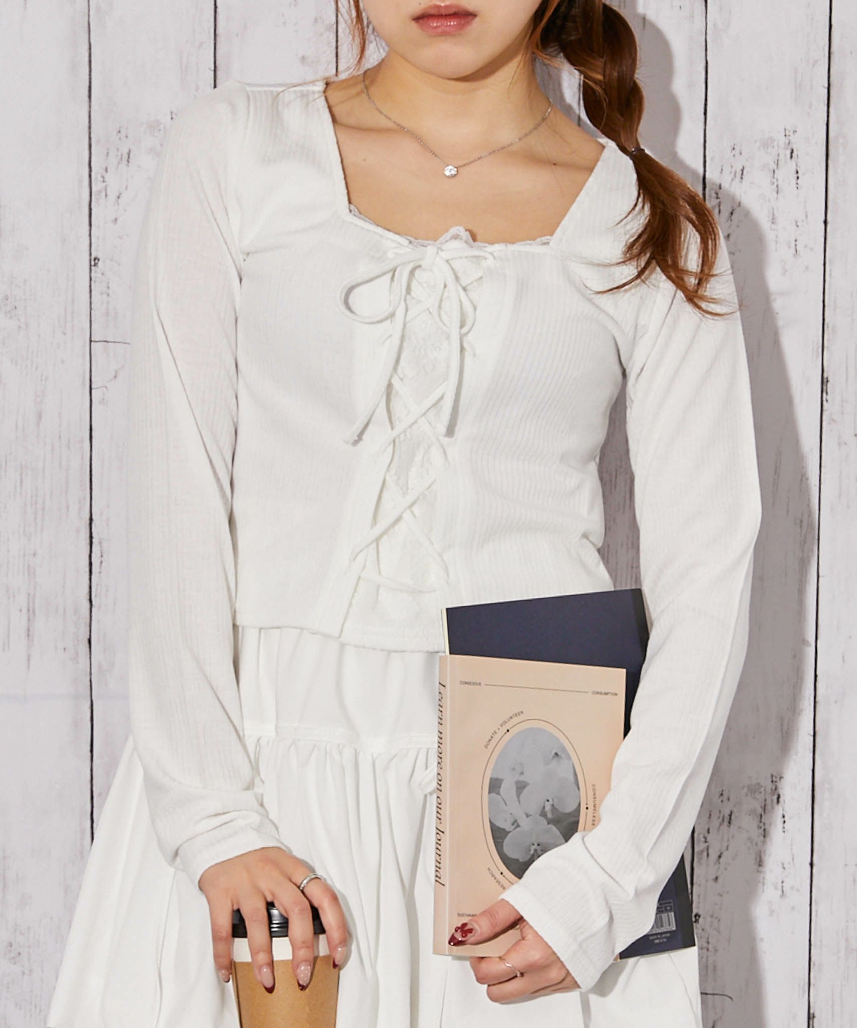 レースアップ・クロップド》カットソー／Y2K×ガーリー／春夏秋／全