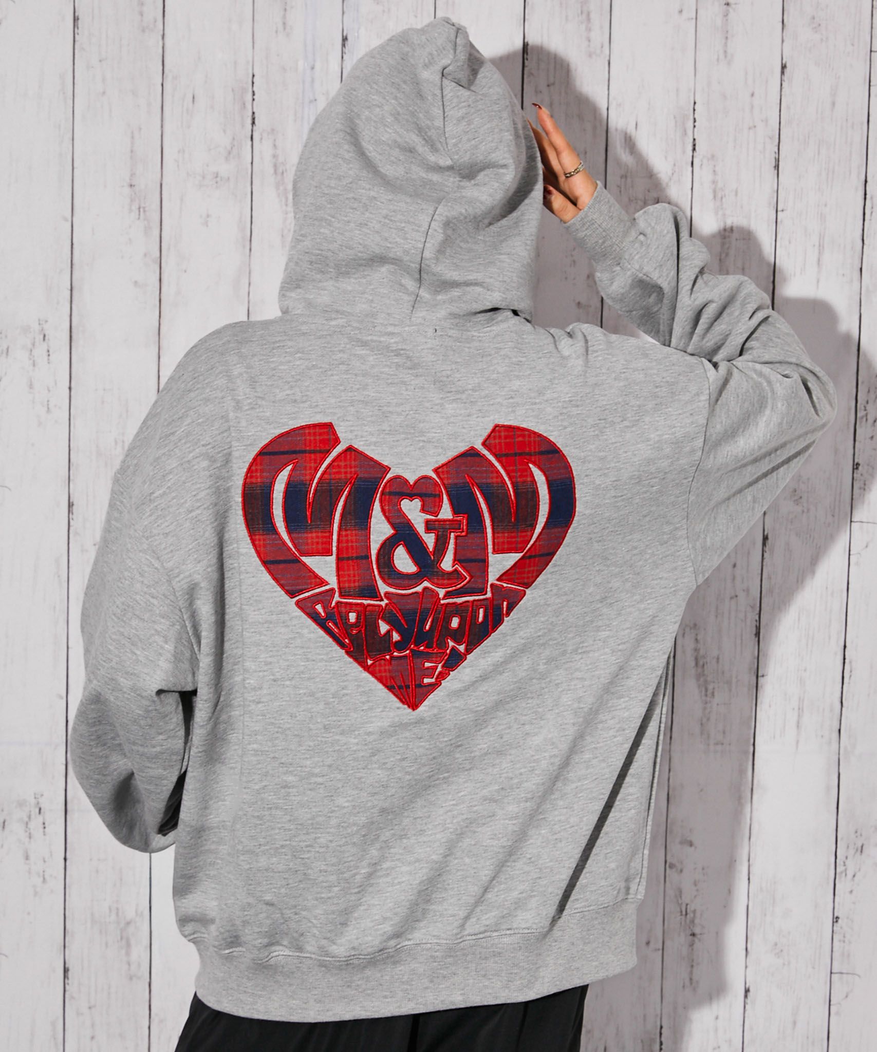 チェック柄ワッペン・裏起毛》パーカー／カジュアル×ストリート／春